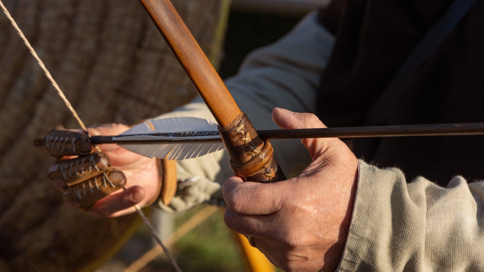 Landing archery