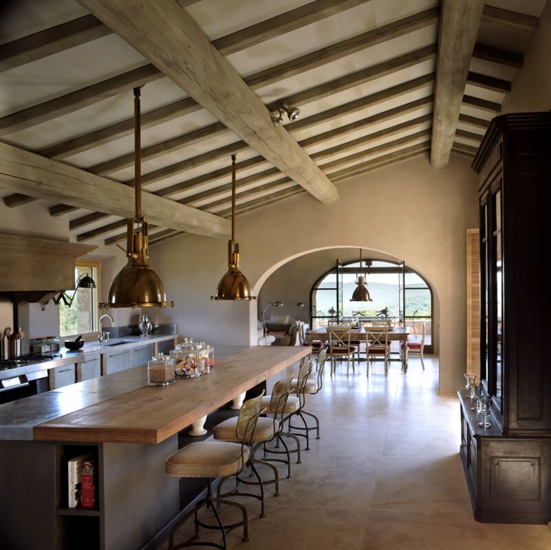 02 gallery interior