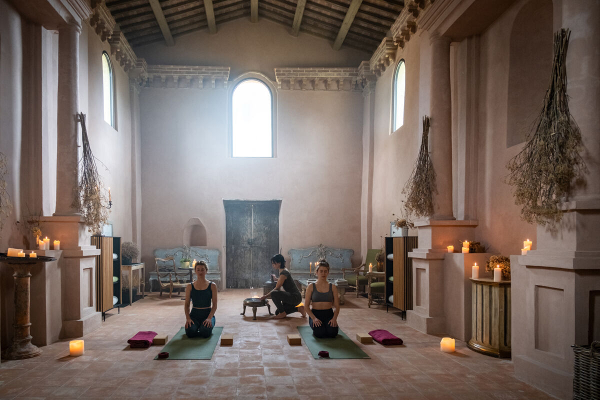 04 yoga gallery